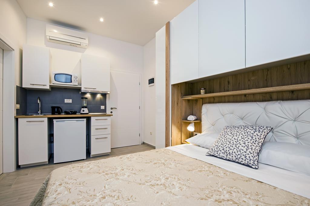 Garzoto rooms&studios Rovinj Exterior foto