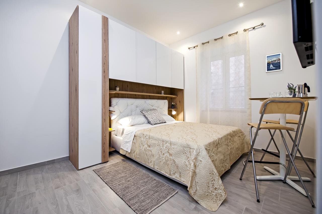 Garzoto rooms&studios Rovinj Exterior foto