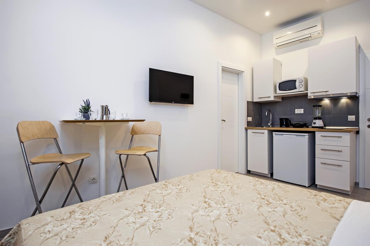 Garzoto rooms&studios Rovinj Exterior foto